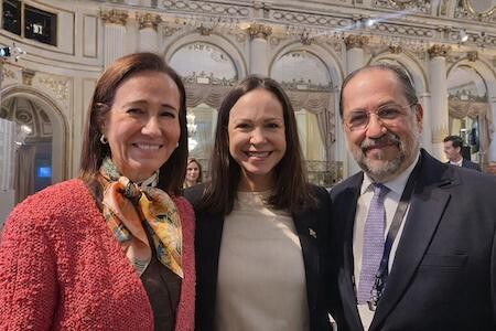 Panamanian Bank Takes Part in International Financial Meeting in New York