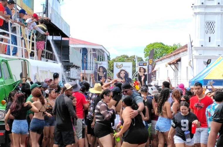 Las Tablas Prepares for Panama Carnival