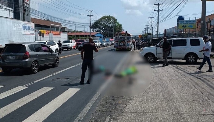 Cleaning Woman Run Over by Bus in Panama Dies