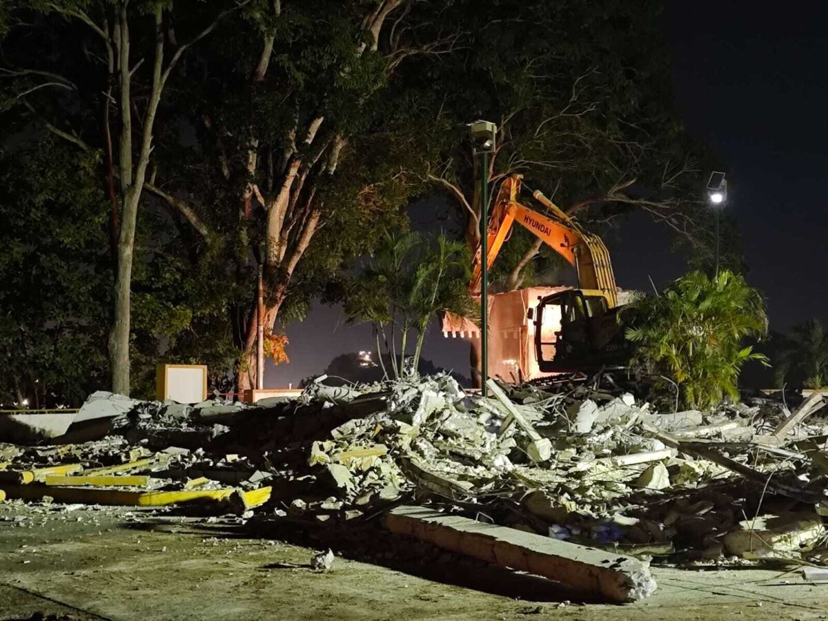 Panama Demolishes Monument to Chinese Immigrants