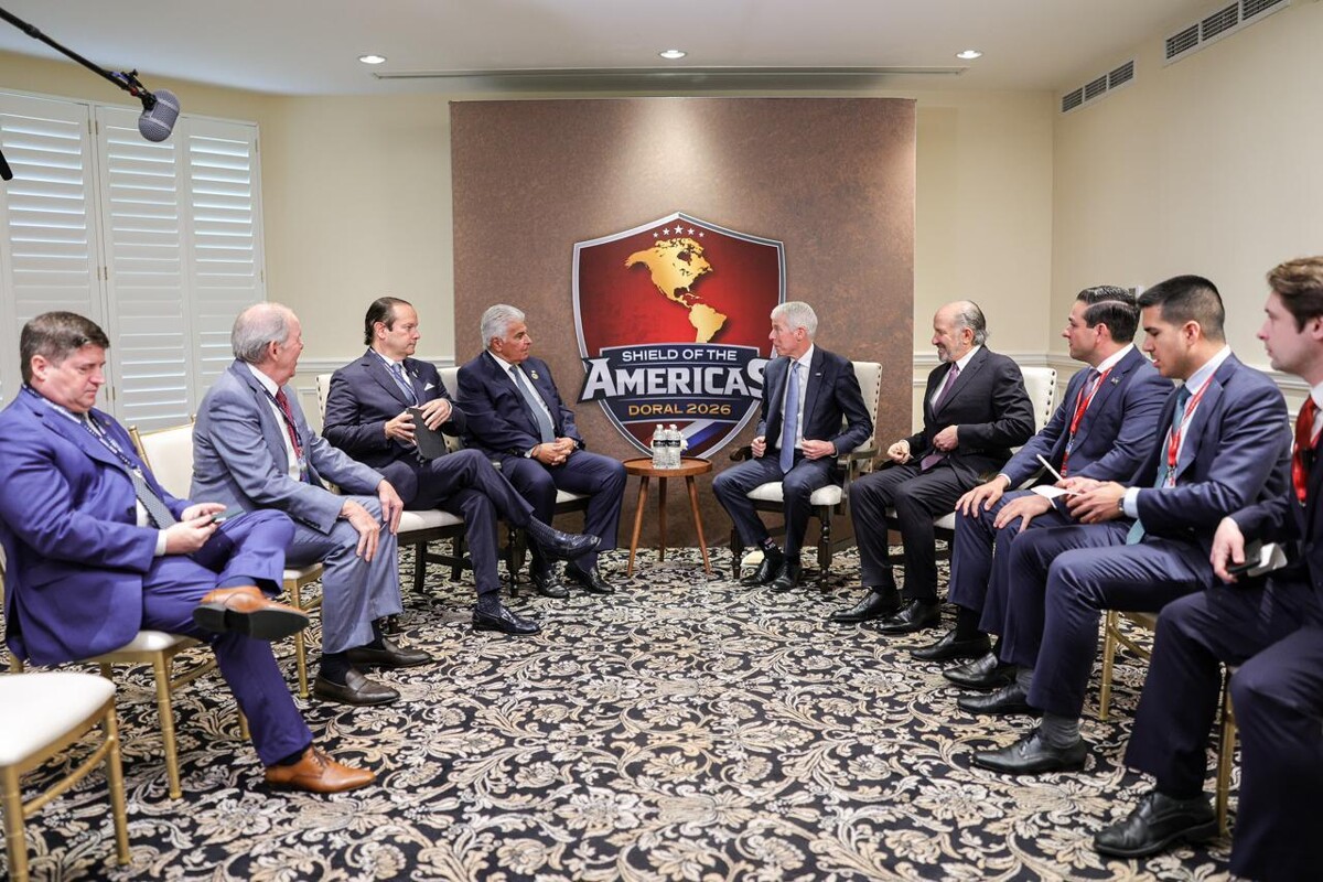 Two Mega-Projects to Put Panama on the Energy Map