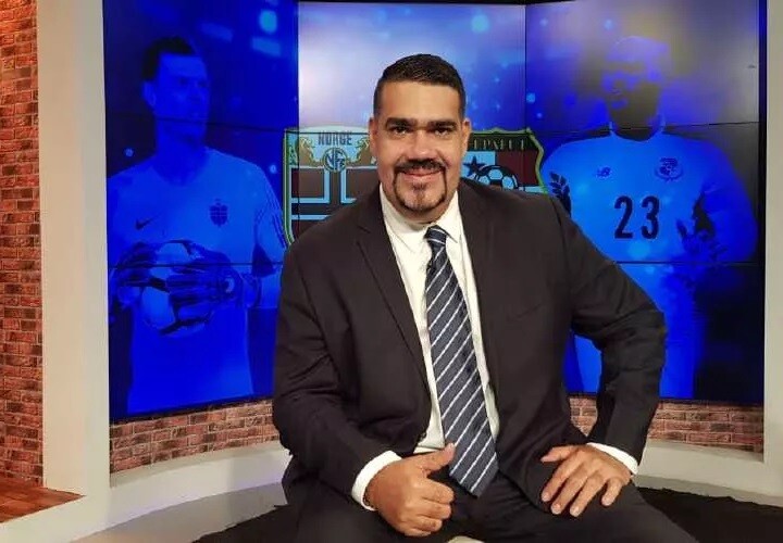 Shebelut confirma que un futbolista le pidió plata