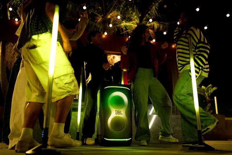 JBL invites to rethink sound on Black Friday for a smart investment