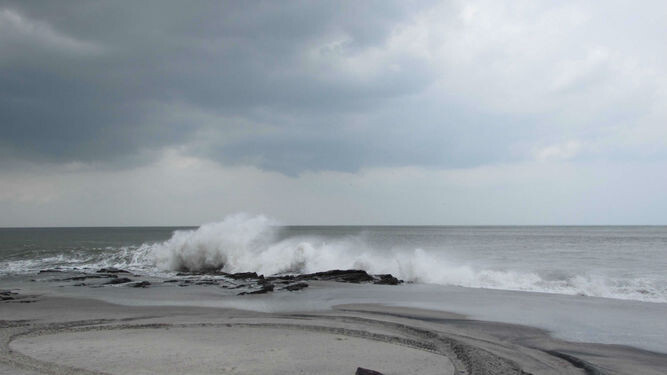 Предупреждение о волнах у побережья Панамы