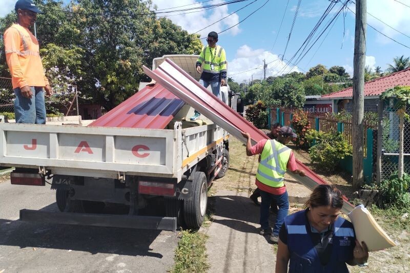 Miviot Builds Housing Improvement for Family in Panama