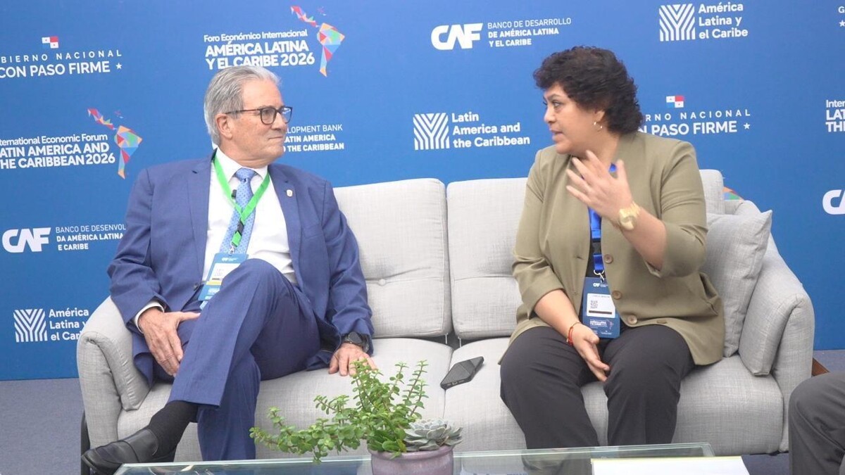 Ministro de Salud de Panamá participa en Foro Económico Internacional