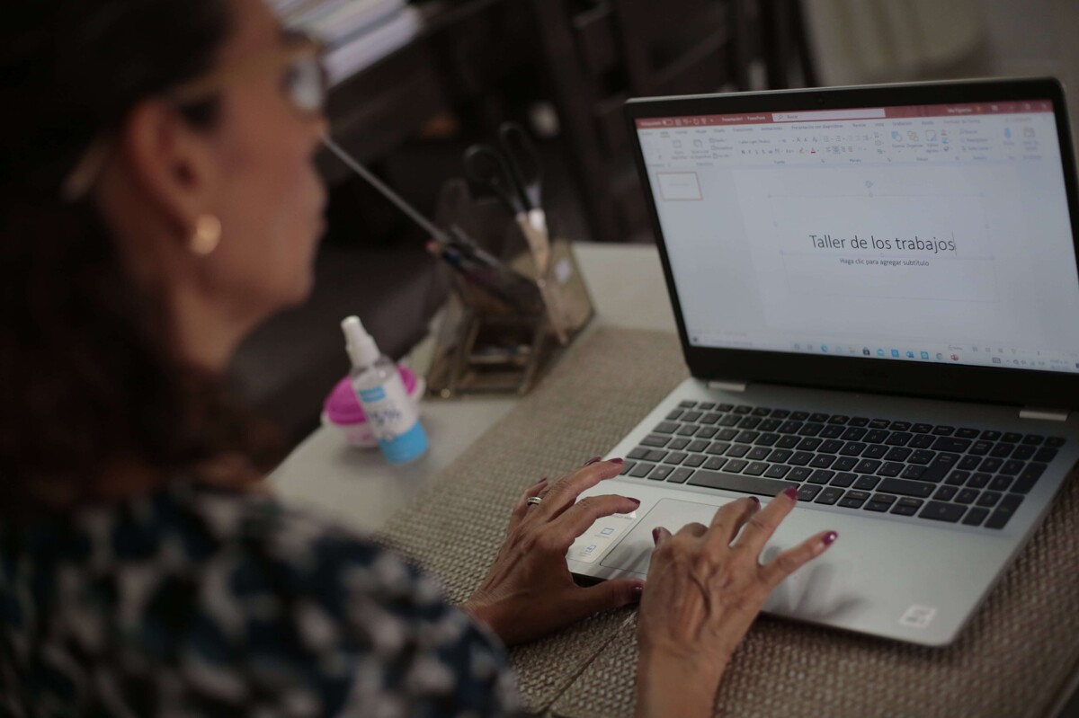 巴拿马总统因大桥关闭宣布复杂日