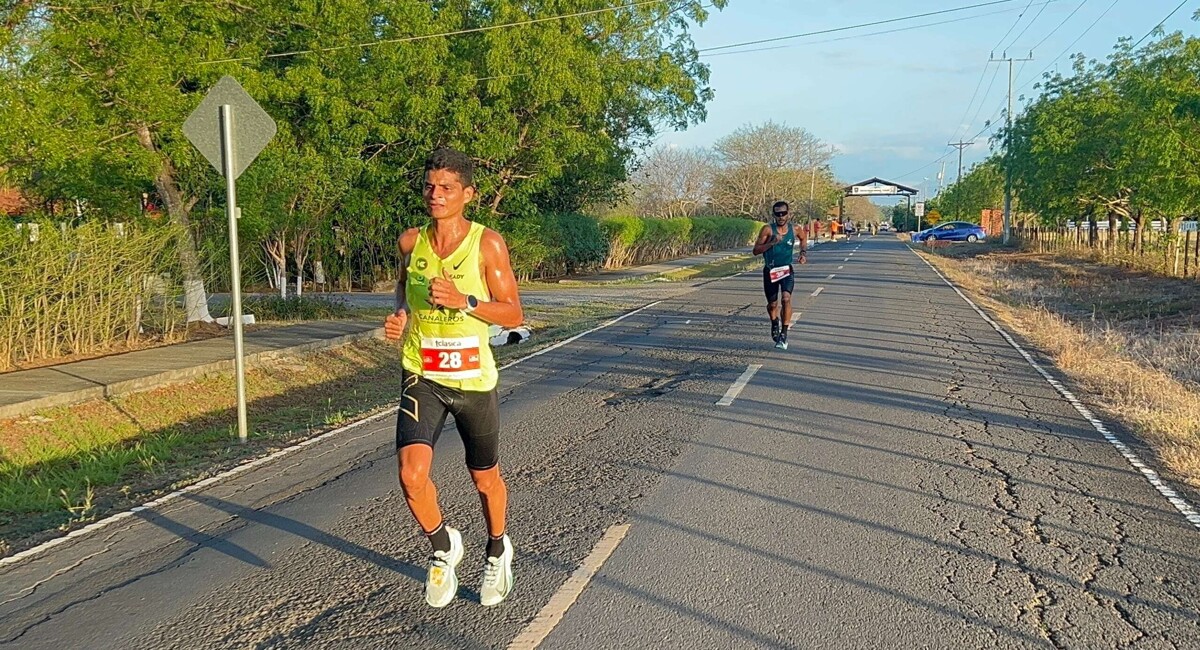 Edwin y Diana Rodríguez se coronan ganadores de la Clásica Sábado de Gloria