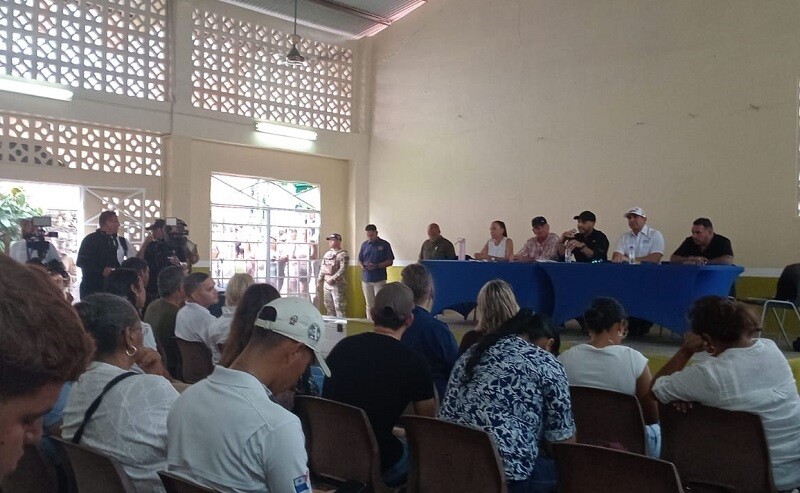 Taboga Island residents demand lower fare prices