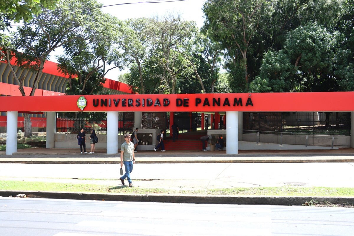 High Employment Rates Among Graduates from University of Panama
