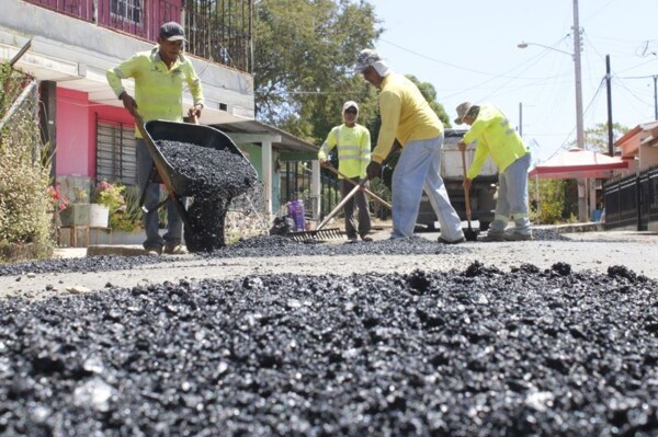 Public Works Ministry intensifies road rehabilitation in Los Santos