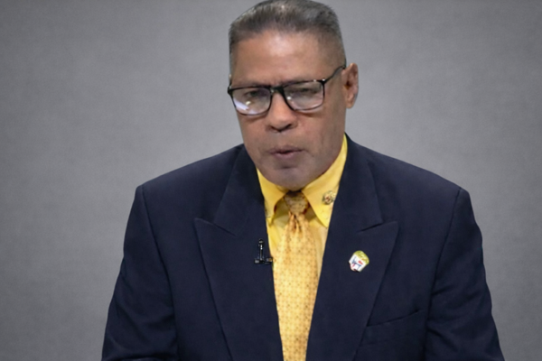 Teachers Question Meduca's Curriculum Redesign and Denounce Exclusion of the Union