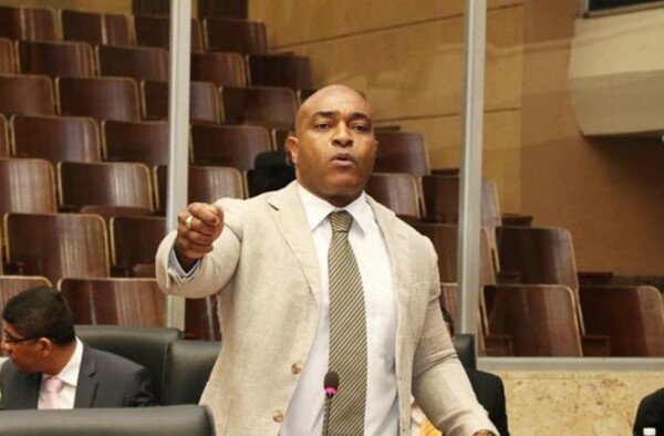 巴拿马提议将欺诈亲子关系定为刑事犯罪