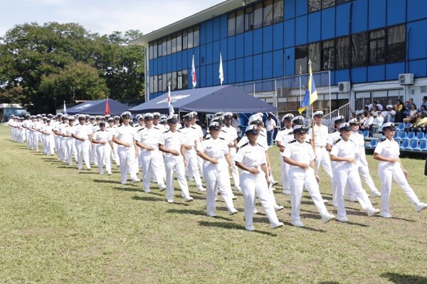 巴拿马国际海事大学更新课程
