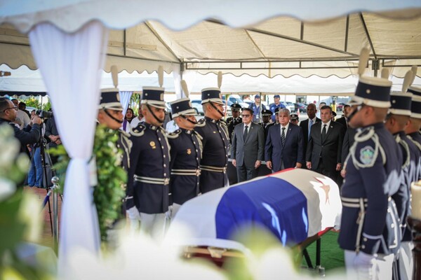 Funeral Held for Police Captain Killed in the Line of Duty