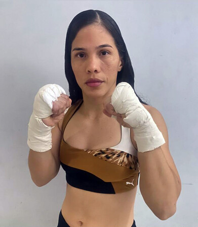 娜塔莉·德尔加多准备捍卫WBA冠军头衔