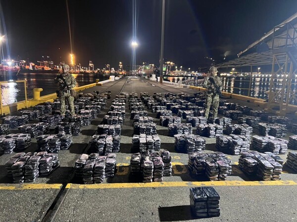 巴拿马查获逾5吨毒品