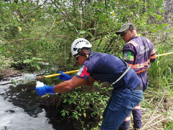 Расследование возможного загрязнения воды в реке Хуан-Диас