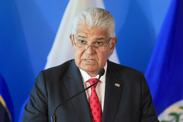 Президент подписывает закон о семейном устройстве как временной мере защиты