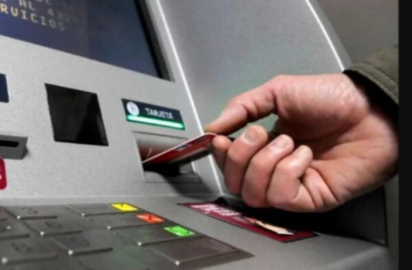 Panamanian Retirees to Receive Payments After Carnival