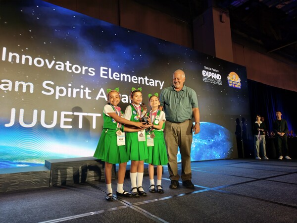 Panama Wins Prestigious Award at World Robot Olympiad in Singapore