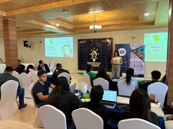 Technological Innovation in Schools of Herrera and Los Santos