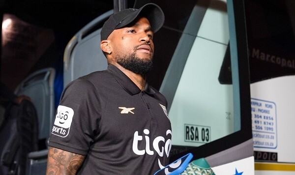 Panama's Goalkeeper Mejía Has No Injury