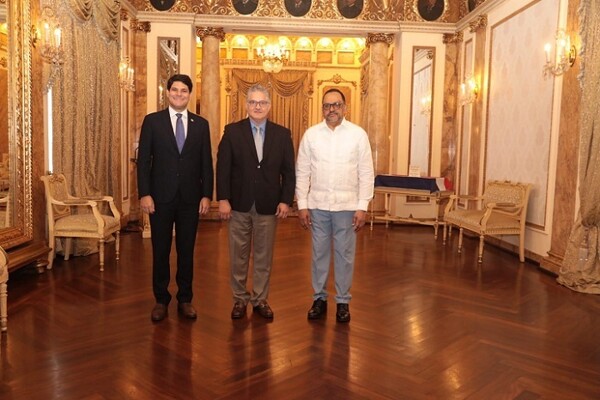 巴拿马签署虚拟专家报告法