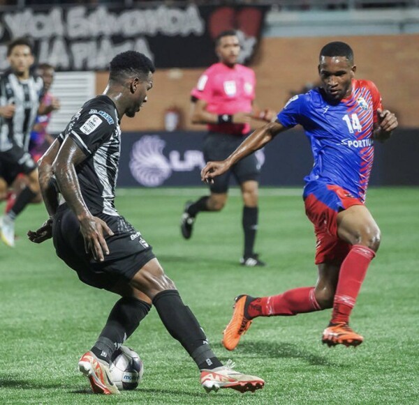 Gran Final del Torneo Apertura 2024 entre Tauro FC y Plaza Amador en Estadio Rommel Fernandez