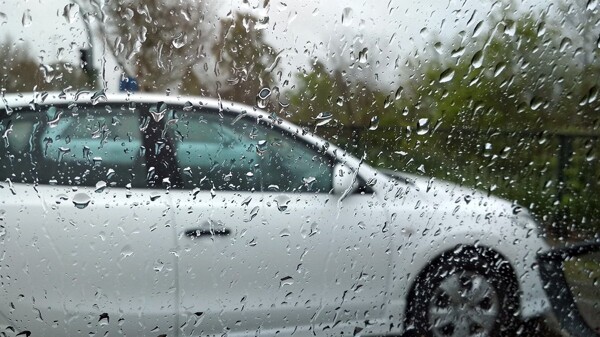Prevent Fogging of Car Windows