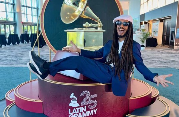 DJ Chiqui Dubs Happy with Teacher Video