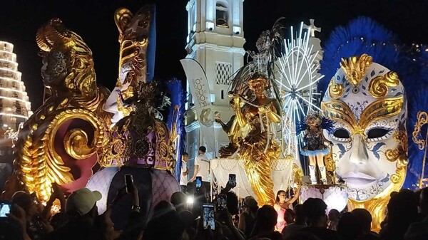 Carnivals Kick Off in Las Tablas
