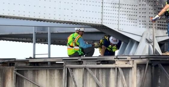U.S. Army Engineers Begin Assessment of Bridge of the Americas After Tanker Explosion