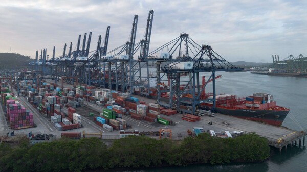 Panama's Government and Foreign Companies: Conflict over Ports and Mines