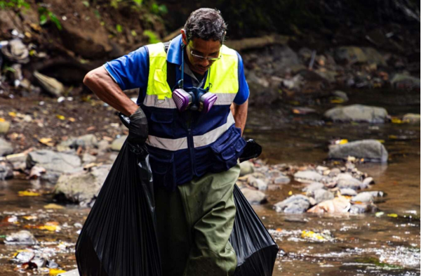 Over 1.5 tons of waste collected in Mocambo River cleanup in Panama