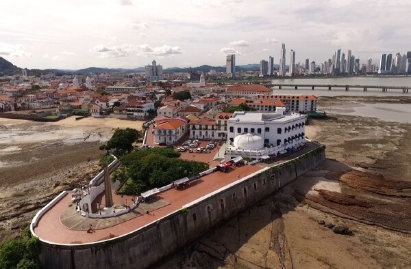 France Square Restoration Project Awarded in Panama