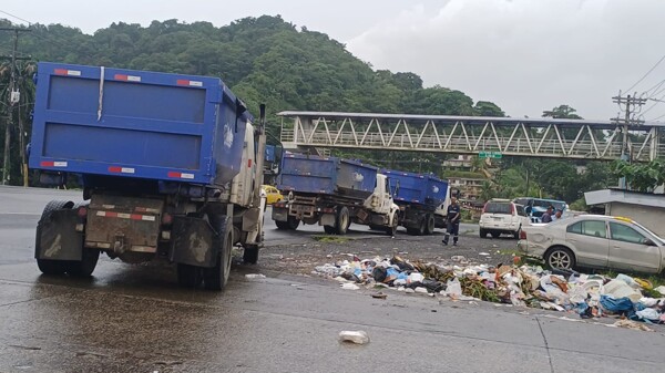 Heavy Rains in Colón Cause Flooding and Waste Collection Issues