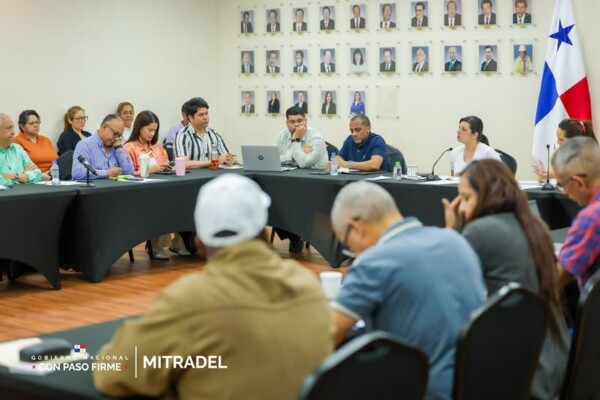 Minister Jackeline Muñoz defines strategic lines for Mitradel's management in 2026