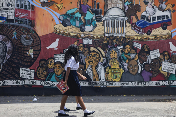 Hairstyle Dispute in Panamanian Schools