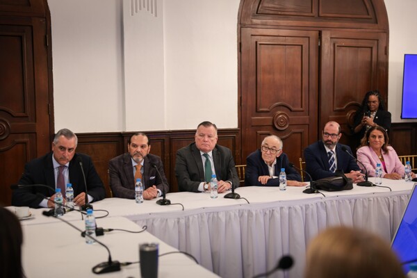 President Mulino Meets with CoNEP to Address Crisis