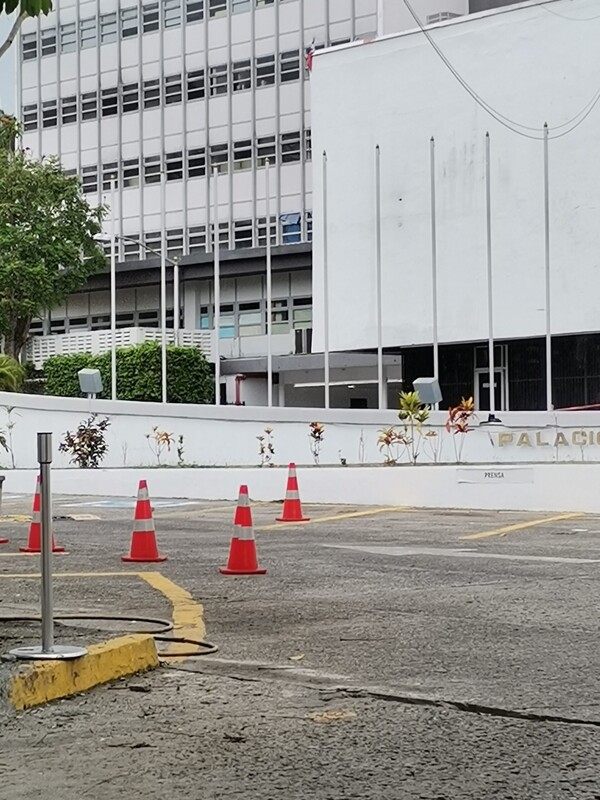 Парламент Панамы обсуждает управление больницами и реформы в сфере здравоохранения