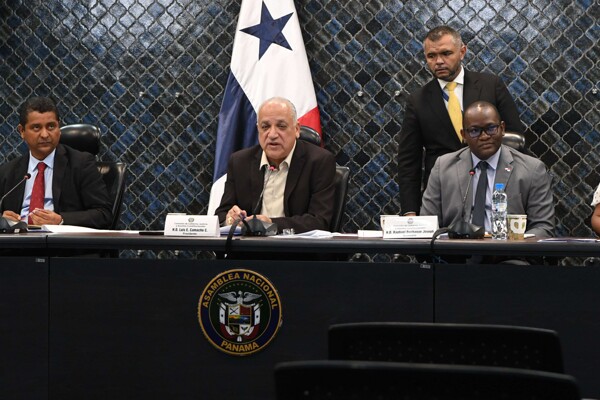 Panama: Defender of the People Election Process Criticized