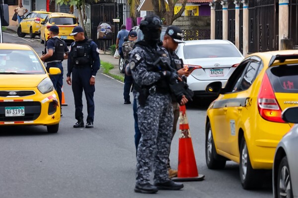 Main suspect in police officer's double homicide detained in Panama