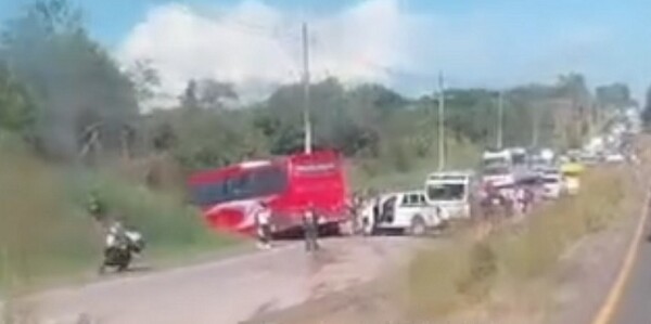 Exploded tire causes triple collision in Santa Clara