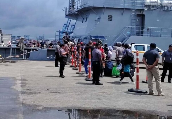 Гуманитарная операция по возвращению 102 венесуэльских мигрантов в Панаме