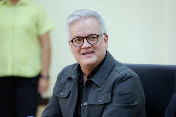 Xavier Serbiá Visits Government Palace and Evaluates Prison Entrepreneurship Projects