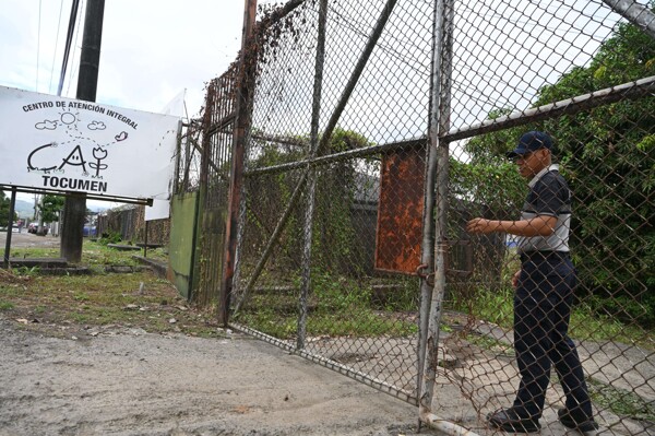 Teenagers Escape from Center in Panama