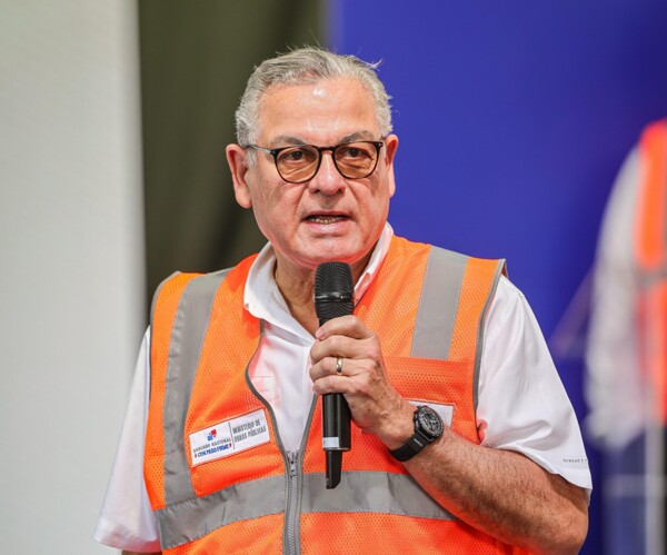 Panama's Comptroller General Denies Rumors of Chiquita Banana and Ethanol Deals