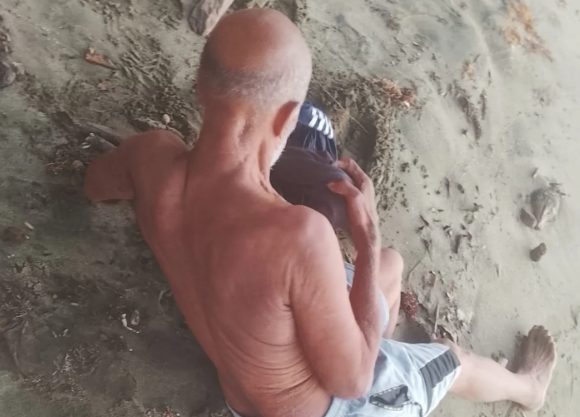 四名哥伦比亚海难幸存者在科隆海岸获救