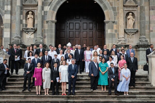 Президент Панамы пообещал процветающее будущее и социальные решения к 2026 году